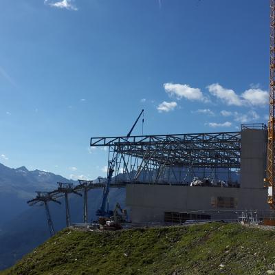Bergstation im Bau